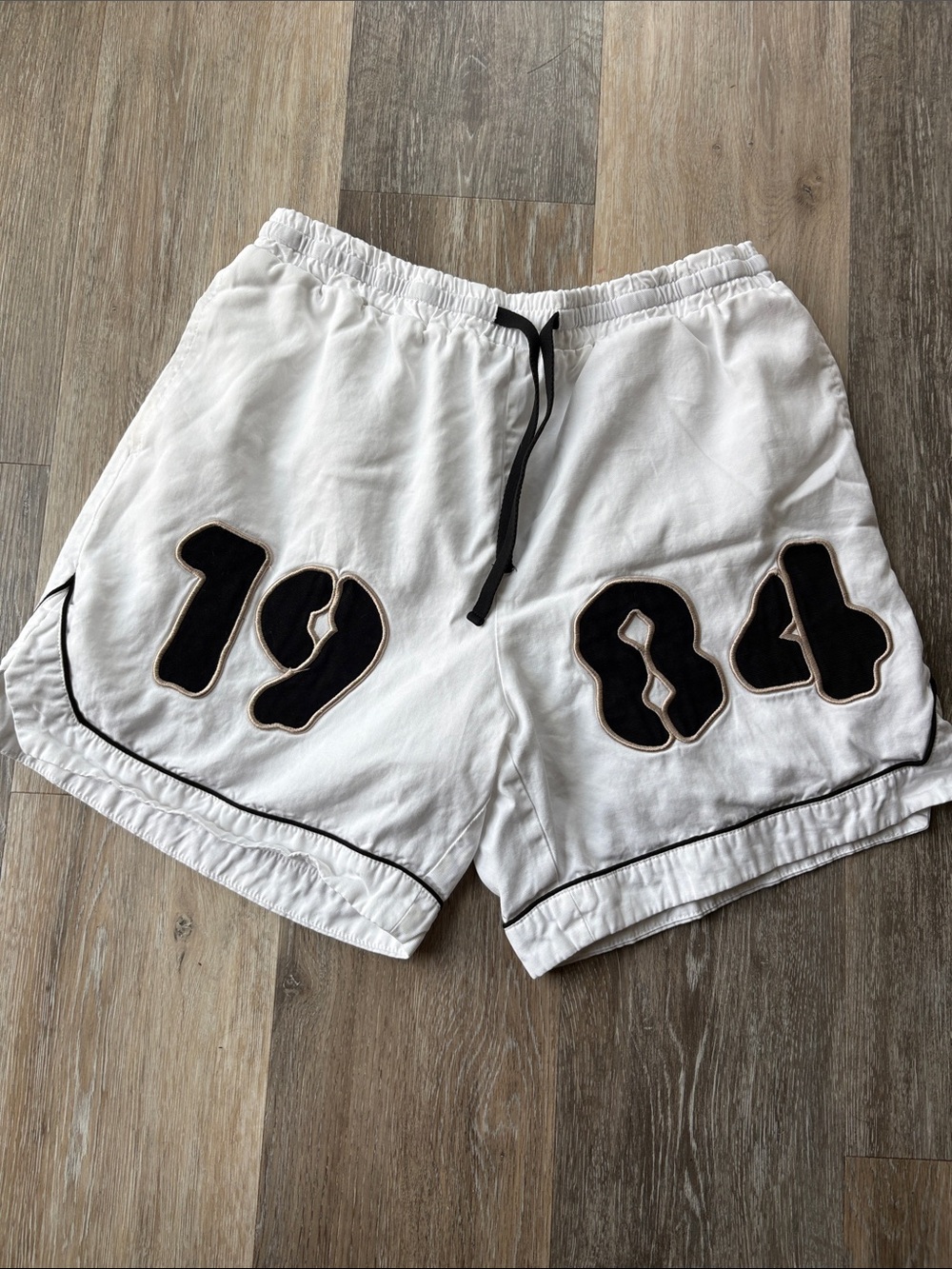 Forever 21 White Men’s Elastic Waist Shorts